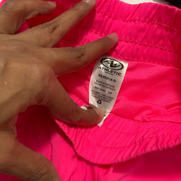 Girls Shorts and three tank tops bundle size 4-5 - Picture 3 of 6